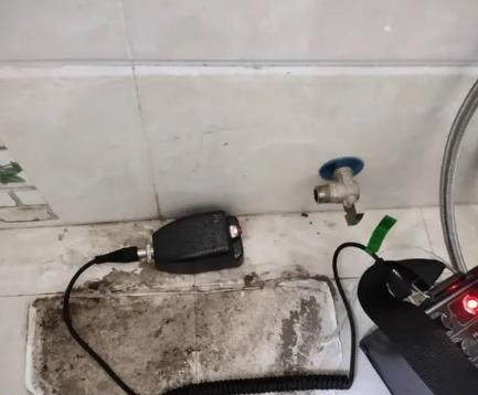 安阳屋顶漏水维修公司分享下卫生间漏水的危害及解决方法